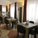 Long Street Hotel