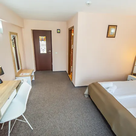 Long Street Hotel Brašov