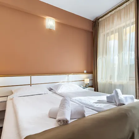 Long Street Hotel Brašov