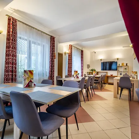 ホテル Long Street ブラショフ