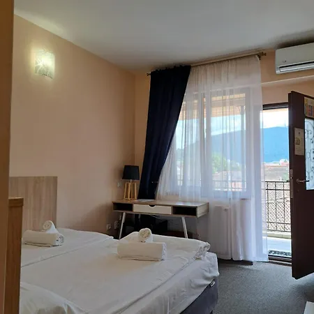 Long Street Hotel