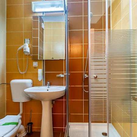 Long Street ホテル ブラショフ