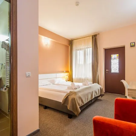 Long Street ブラショフ