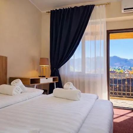 Long Street Hotell Braşov