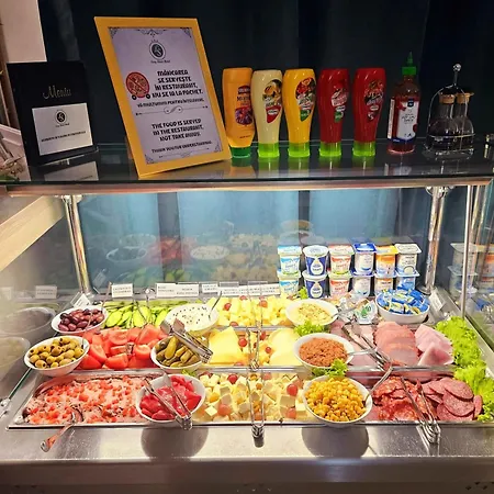 ホテル Long Street ブラショフ