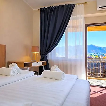 Hotel Long Street 3*