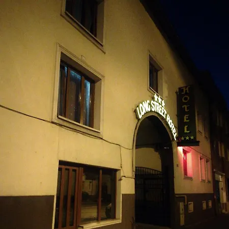 Long Street 3* ブラショフ