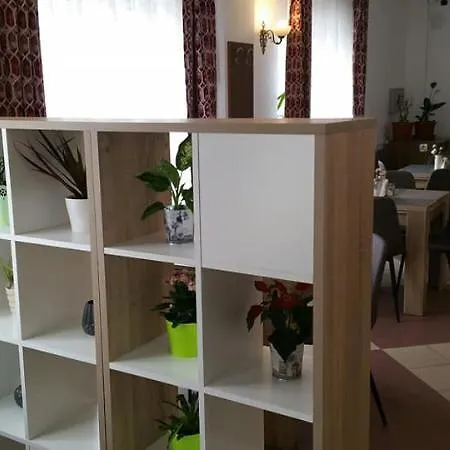 Long Street ホテル 3*