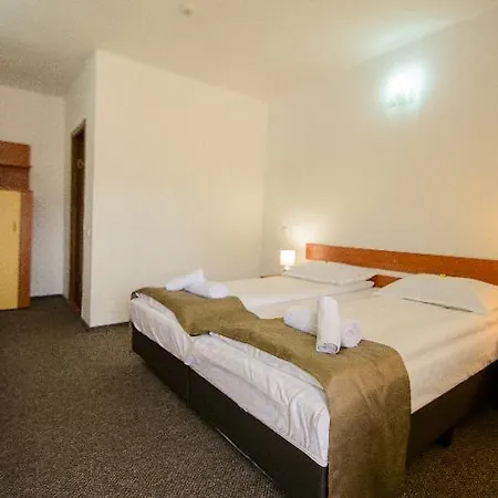 Long Street Hotel 3*