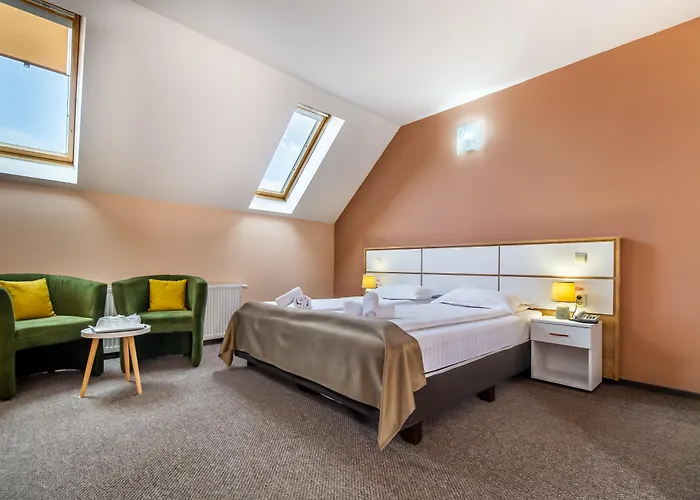 Hotel Long Street 3*