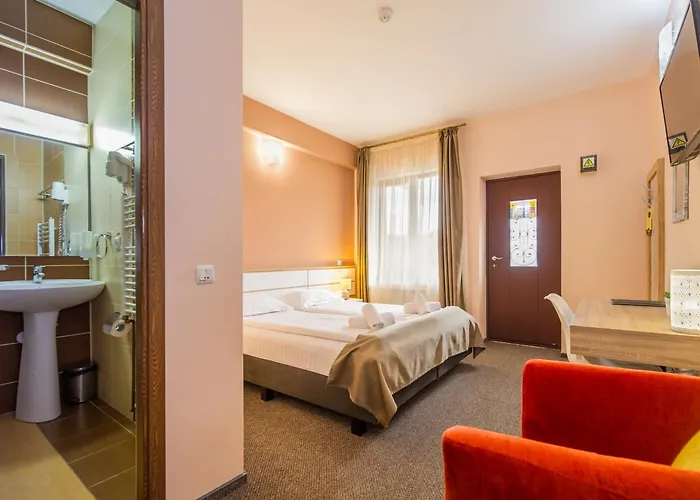 Long Street 布拉索夫