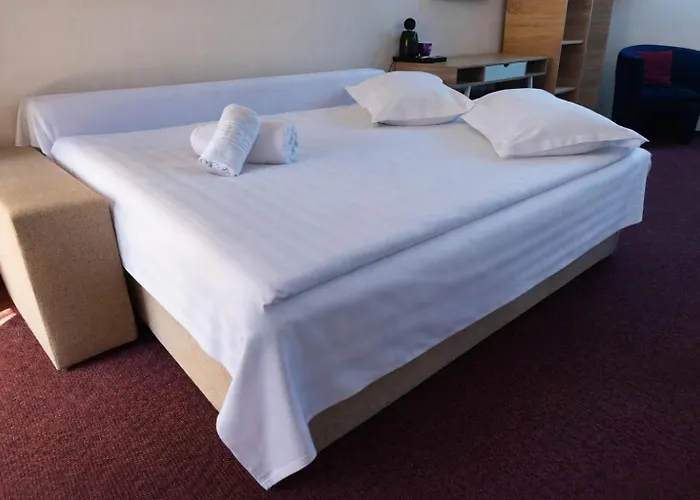 Hotel Long Street 3*